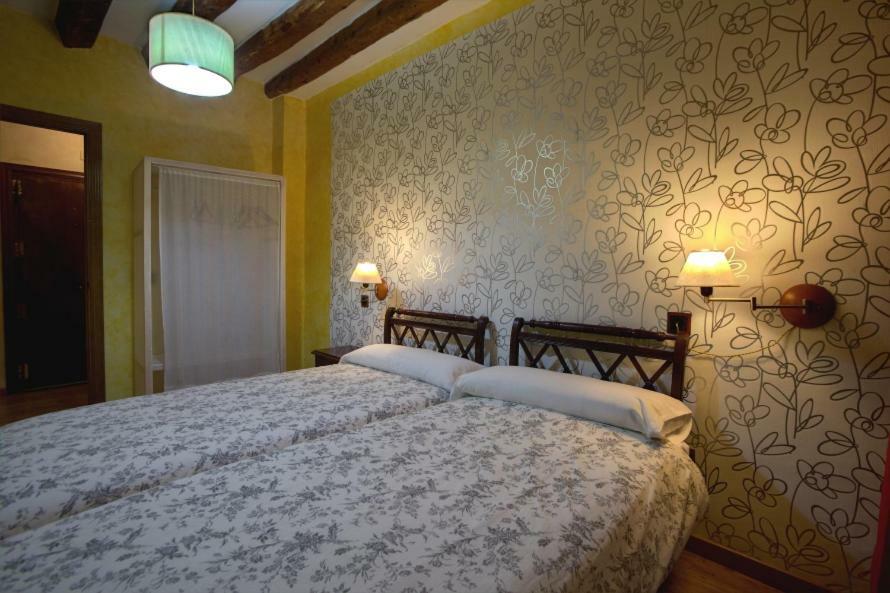 Abad Casa 250m2 Vivienda Y Exterior Hébergement de vacances